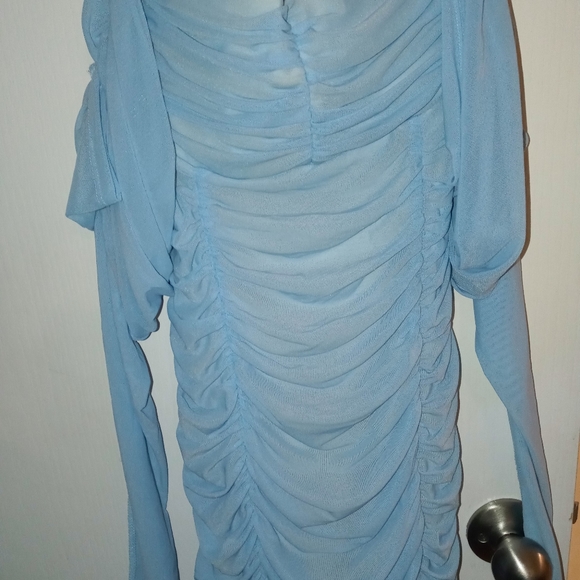 Fashion nova dress - Picture 4 of 7